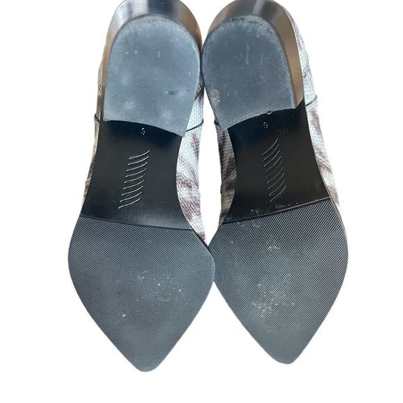 PAIGE Willa Chelsea Lizard Gray Boots - Picture 5 of 5